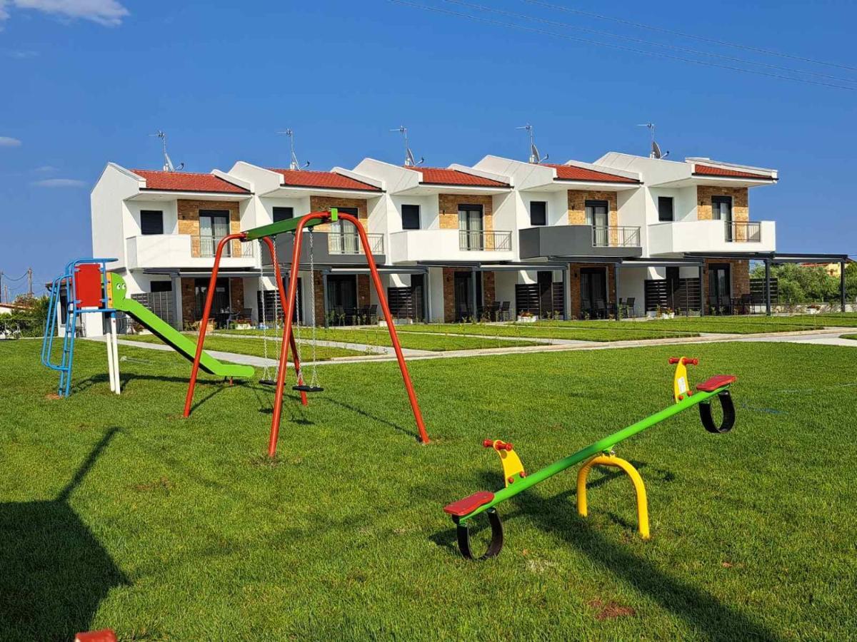 Chryssis Village By Travel Pro Services - Nea Potidaia Halkidiki Potidée Extérieur photo